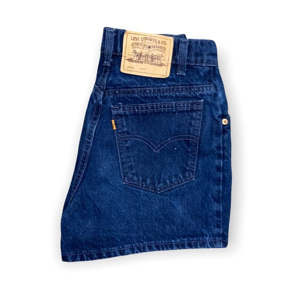 Vintage Levi’s 37912 Orange Tab Hi waisted shorts - Picture 3 of 13